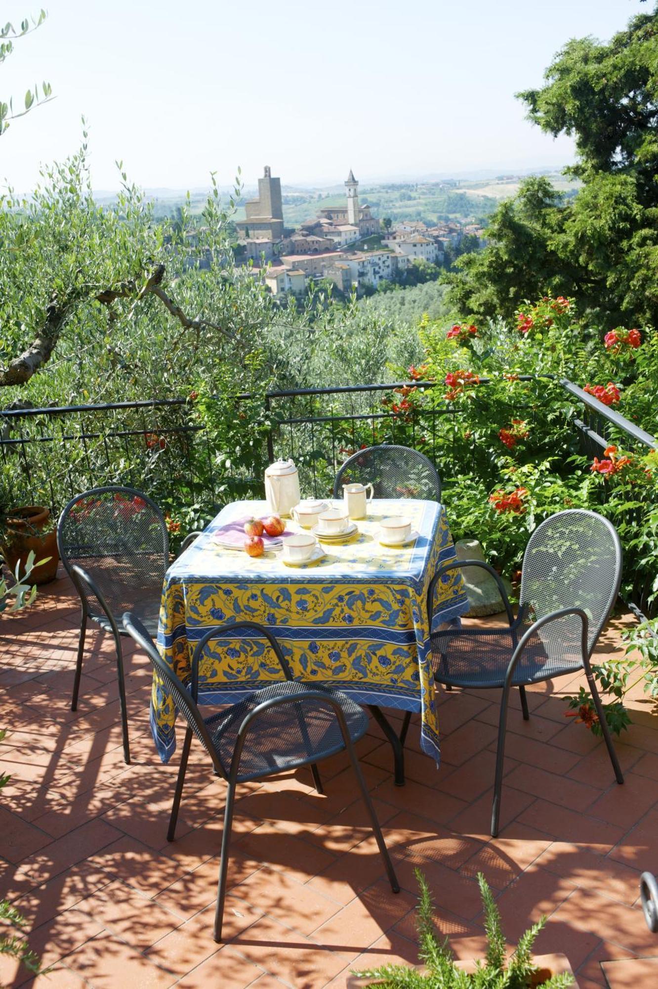 Agriturismo Podere Zollaio 芬奇 客房 照片